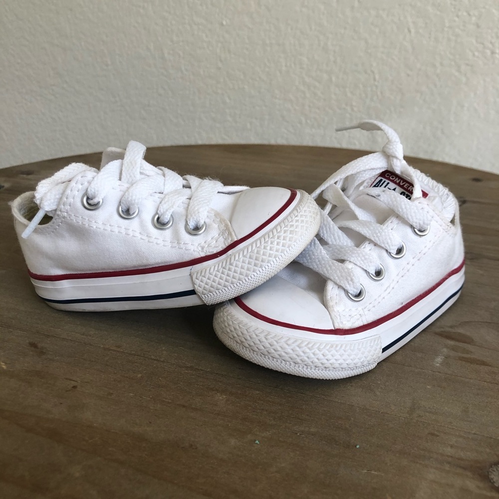 Toddler low top converse